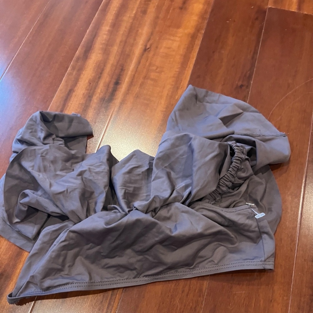 New NWT LSpace Pebble Gray Bikini Swim Set Ruffle Off-Shoulder Tie Bottom Small - Picture 4 of 6